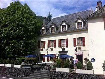 Du Pont De Lanau Hotel